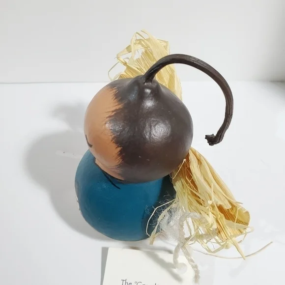 The "Gourdian" Angel Gourd Guardian handpainted signed Jm Smith - Picture 4 of 7